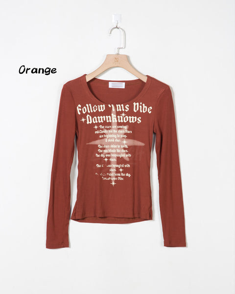 Gothic Lettering Slim-Fit U-Neck Long-Sleeve T-Shirt